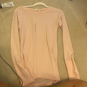 Lululemon long sleeve swiftly tech